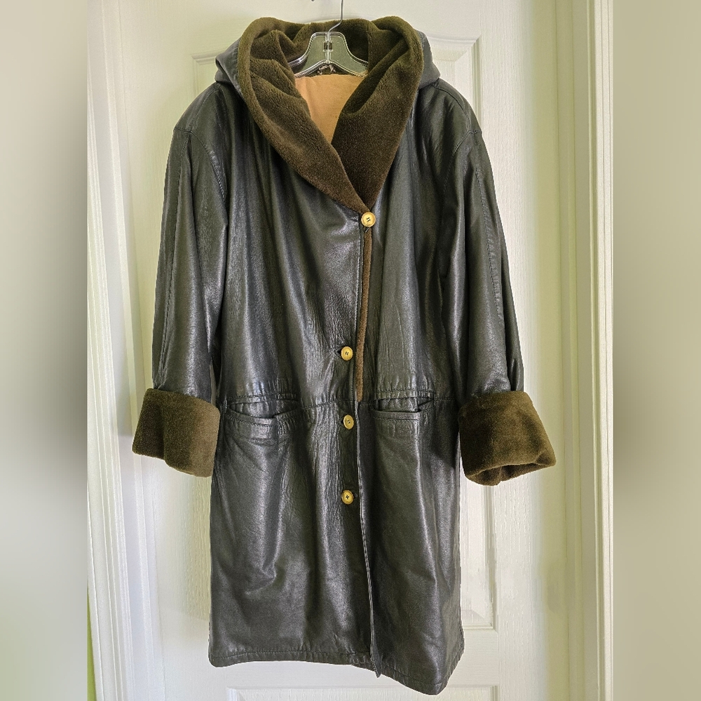 Vintage SKINNED Olive Green Genuine Leather Coat with Faux Fur Hood & Cuffs